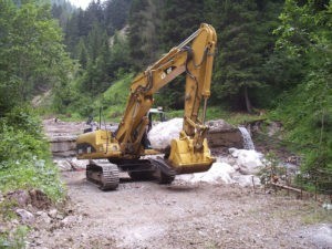 noleggio-escavatori-belluno-17