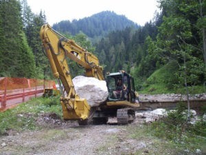 noleggio-escavatori-belluno-24-1