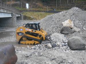 noleggio-minipale-cingolate-belluno-2-3