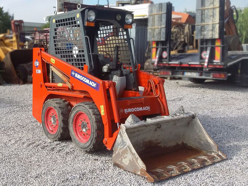 noleggio-minipale-gommate-belluno-1-4