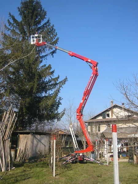 noleggio-piattaforme-carrate-aeree-belluno-40
