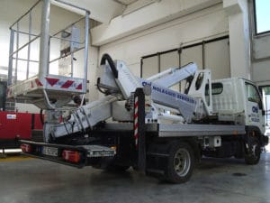noleggio-piattaforme-carrate-aeree-belluno-6-2