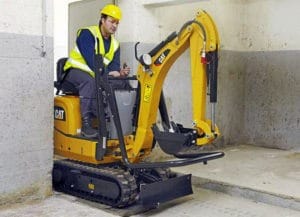 noleggiominiescavatori-belluno-cat-300-4