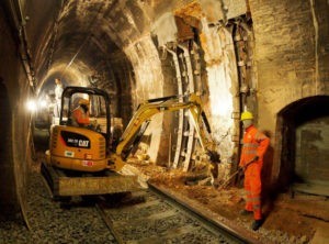 noleggiominiescavatori-belluno-cat-302-5