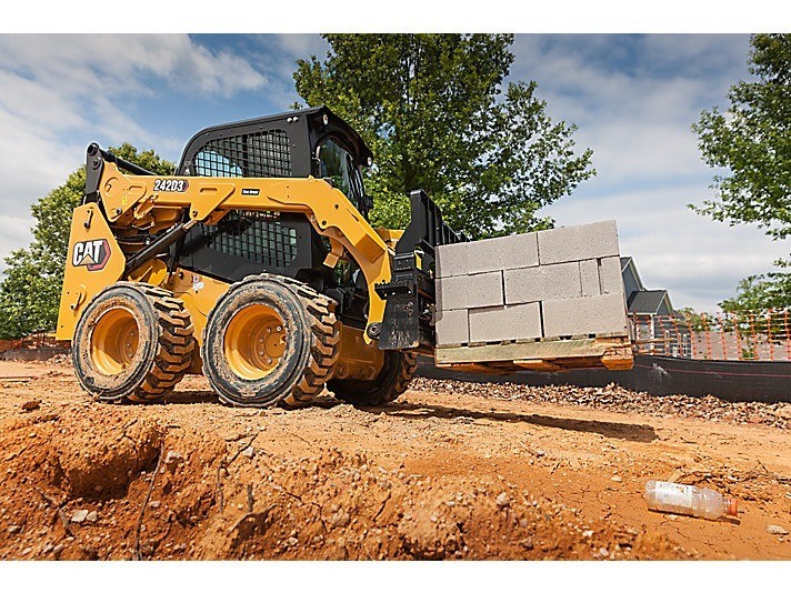 MINIPALA CAT 242 D3 HF - immagine 13