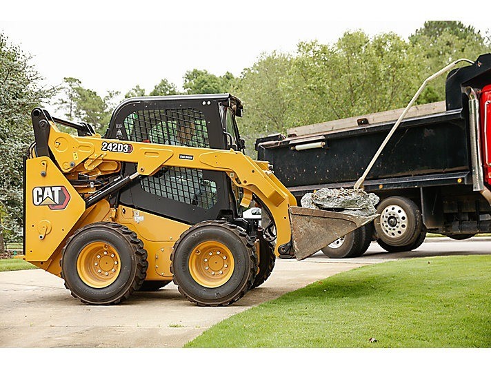 MINIPALA CAT 242 D3 HF - immagine 7